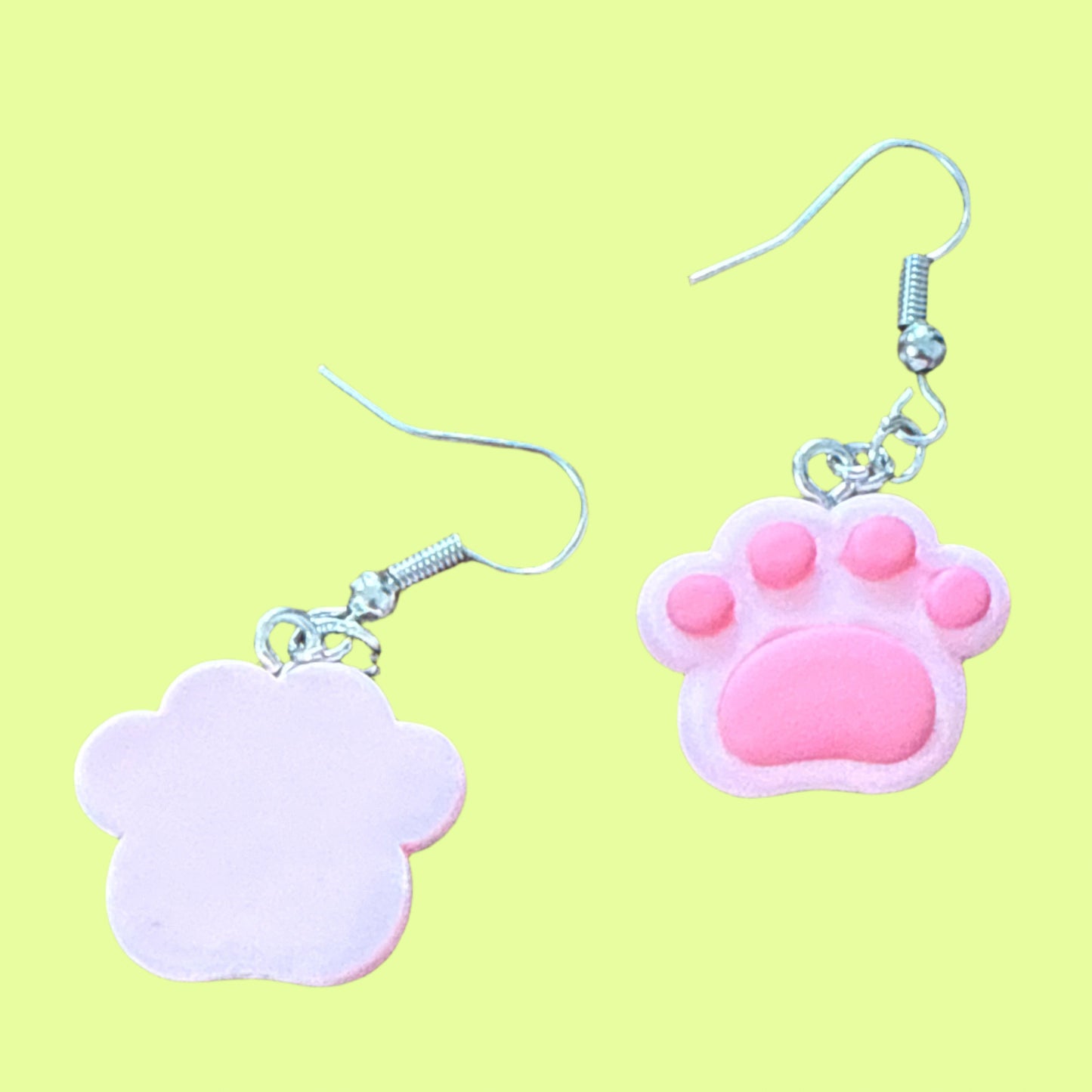 Earrings - 2tone polyresin paws pink/pink
