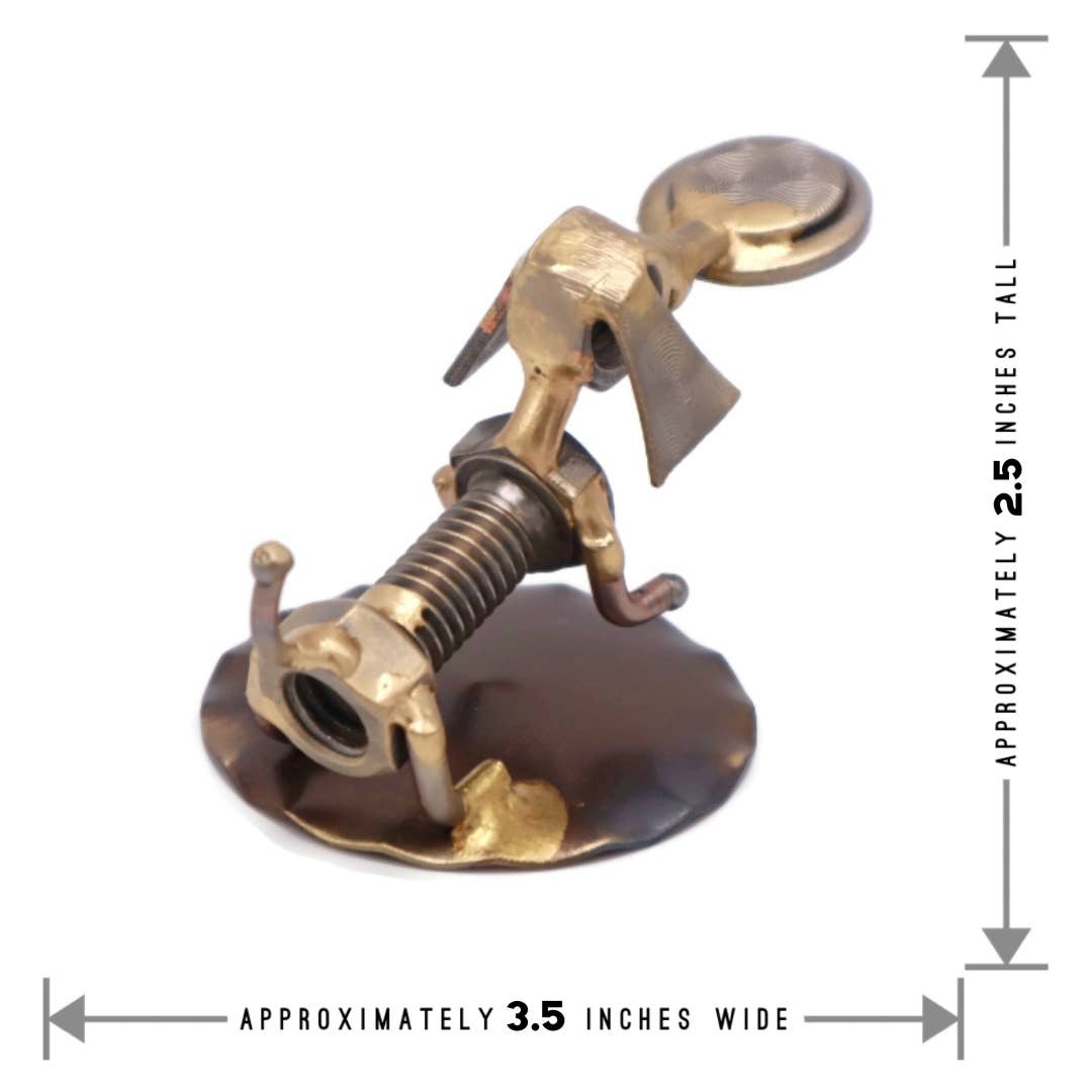 Metal Figurine - Dog with Frisbee