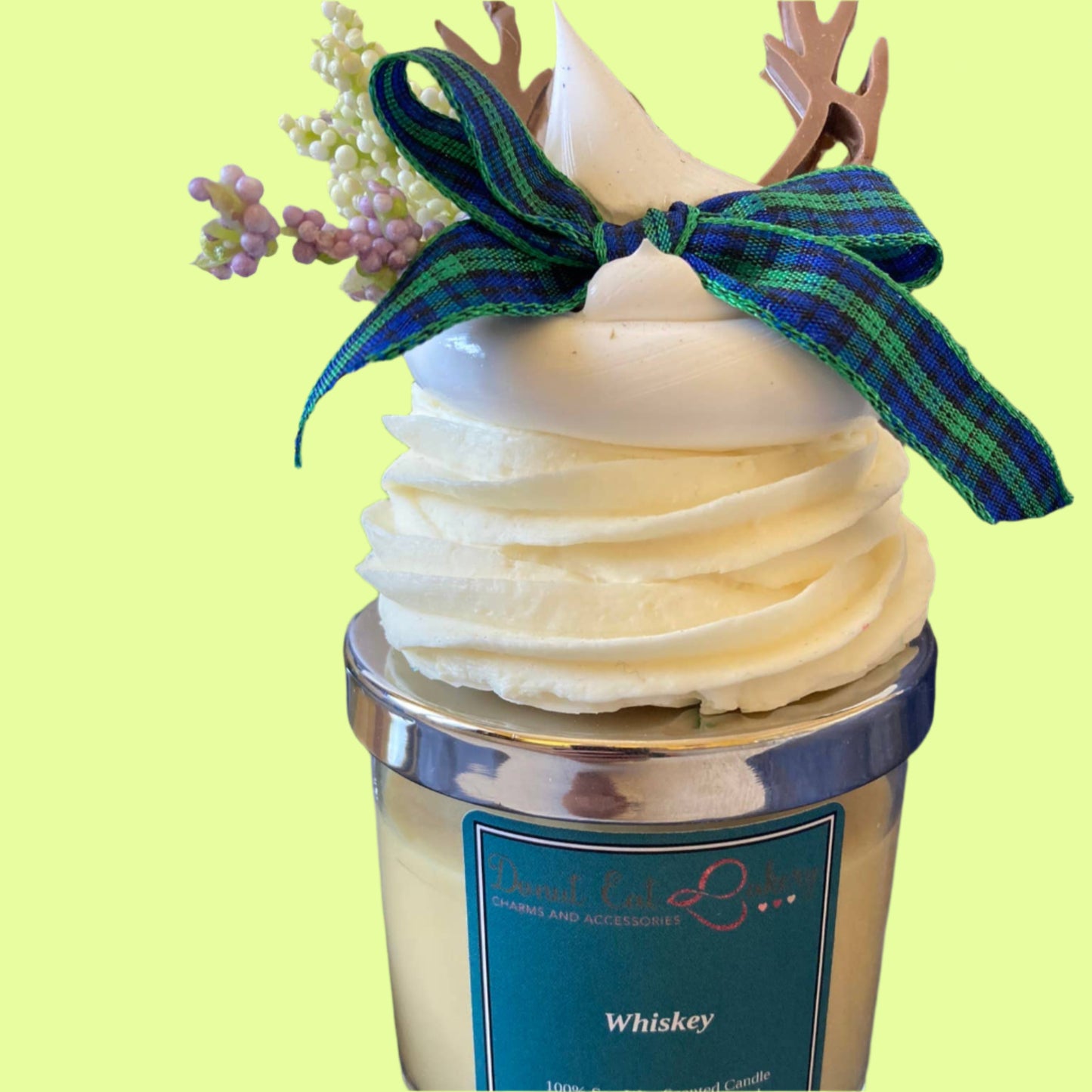*Candle - Decorative Lid - Whiskey Cupcake