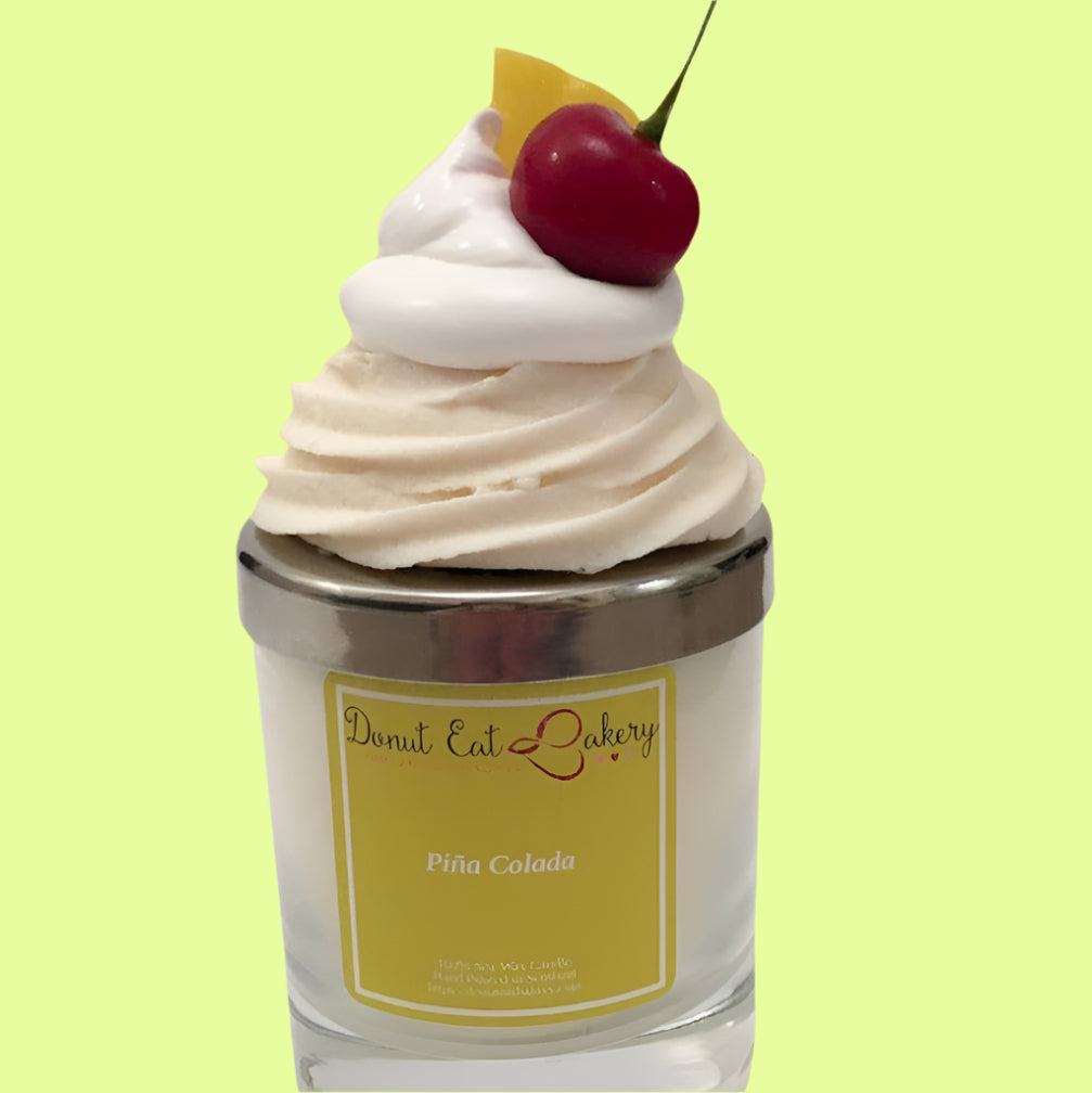 *Candle - Decorative Lid Pina Colada Cupcake