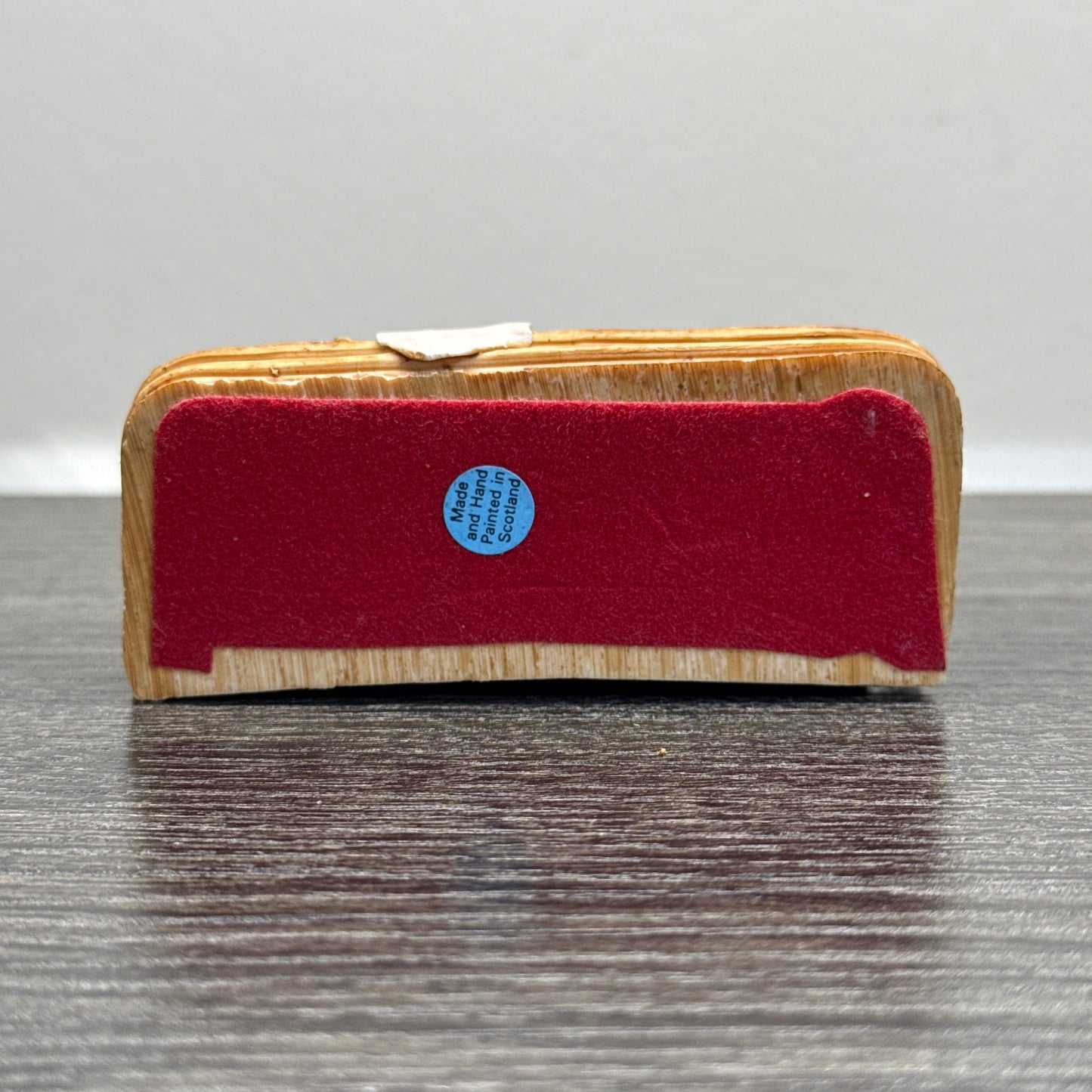 Figurine - Pete Fagan - Fireplace