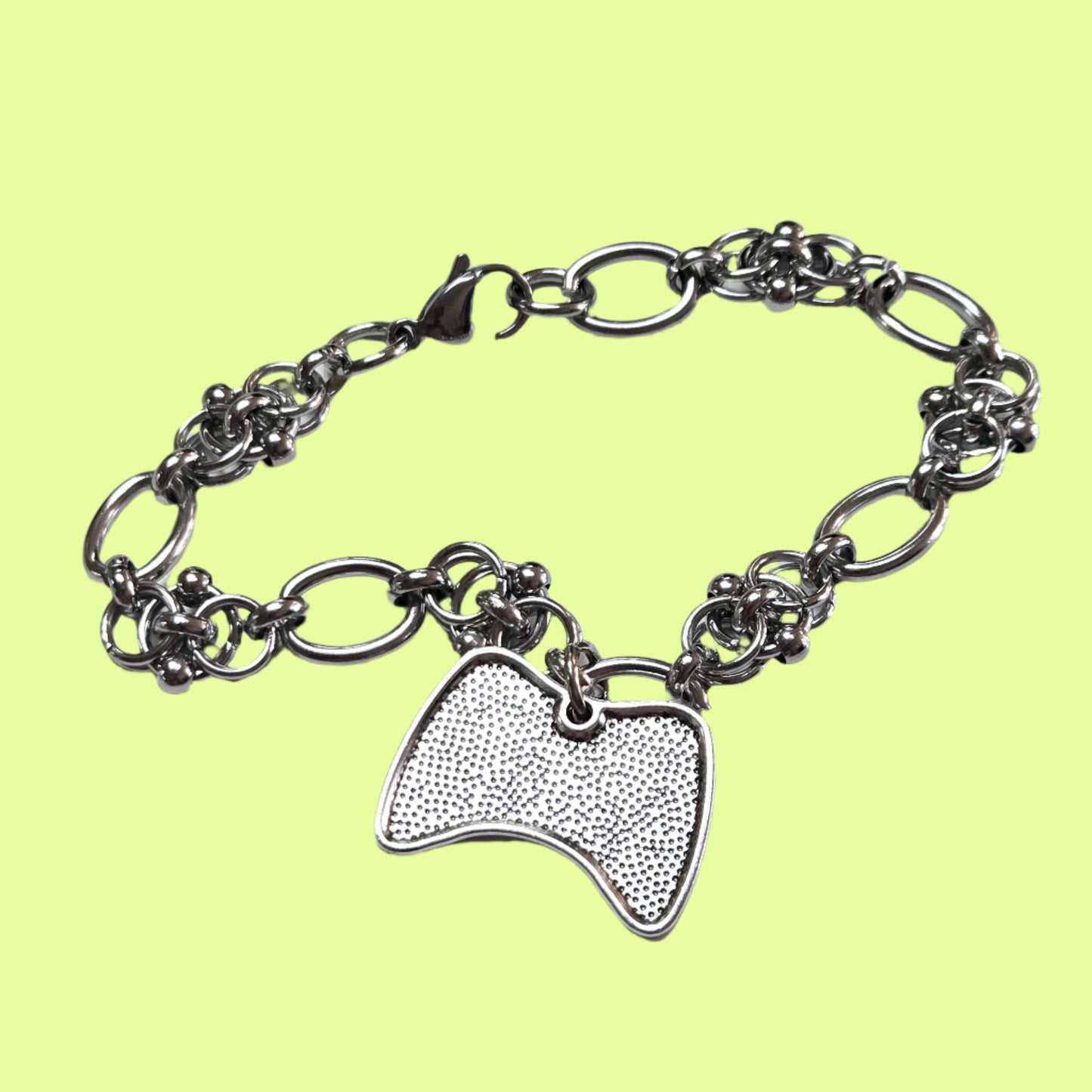 Bracelet - oval/lace game controller