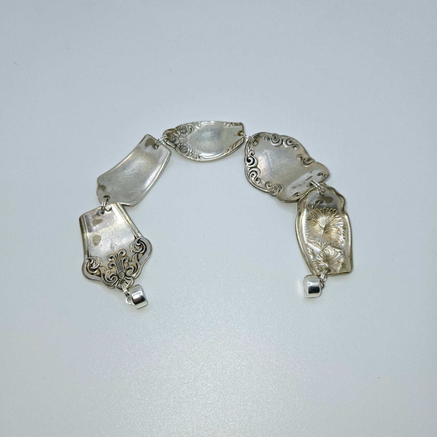 Bracelet - Handles Linked 8"