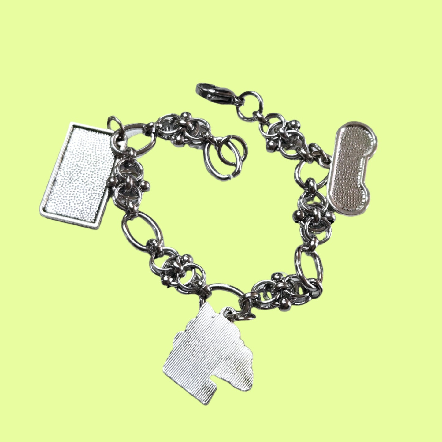 Bracelet - oval/lace 3 gamer charm