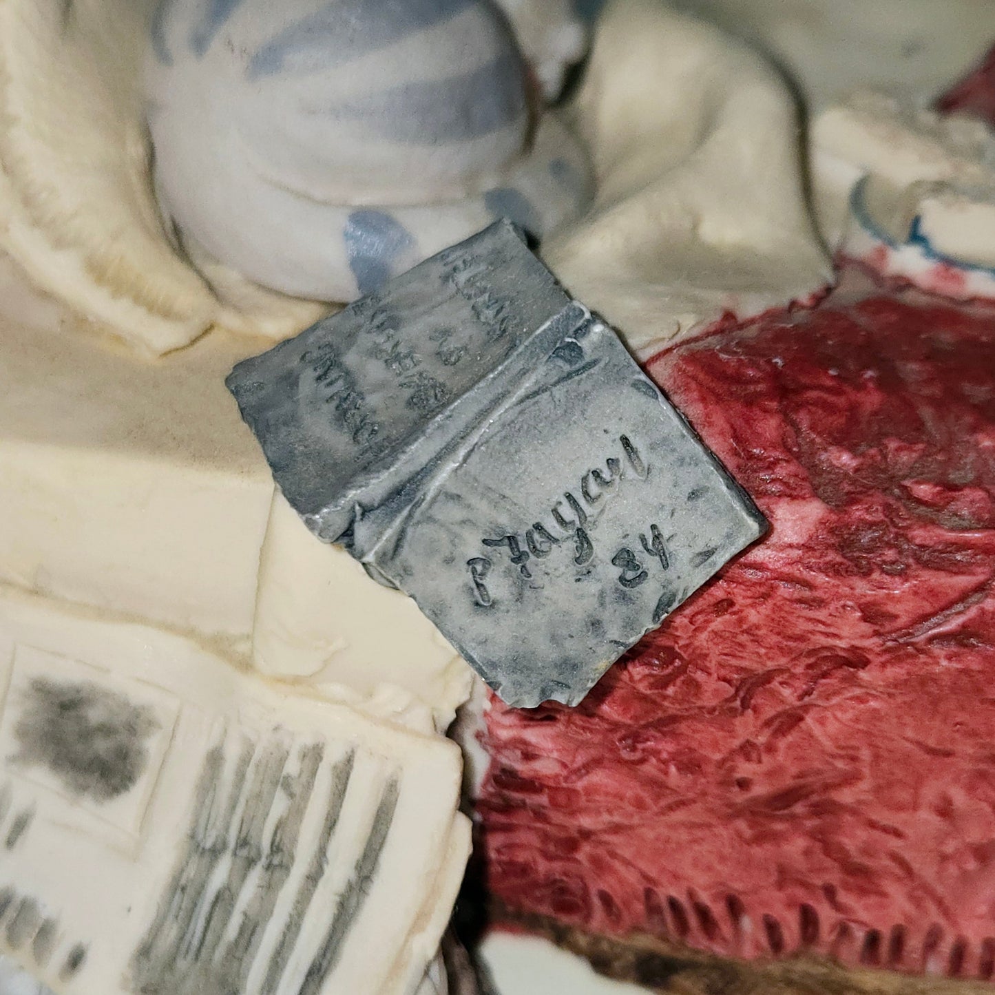 Figurine - Peter Fagan - bed