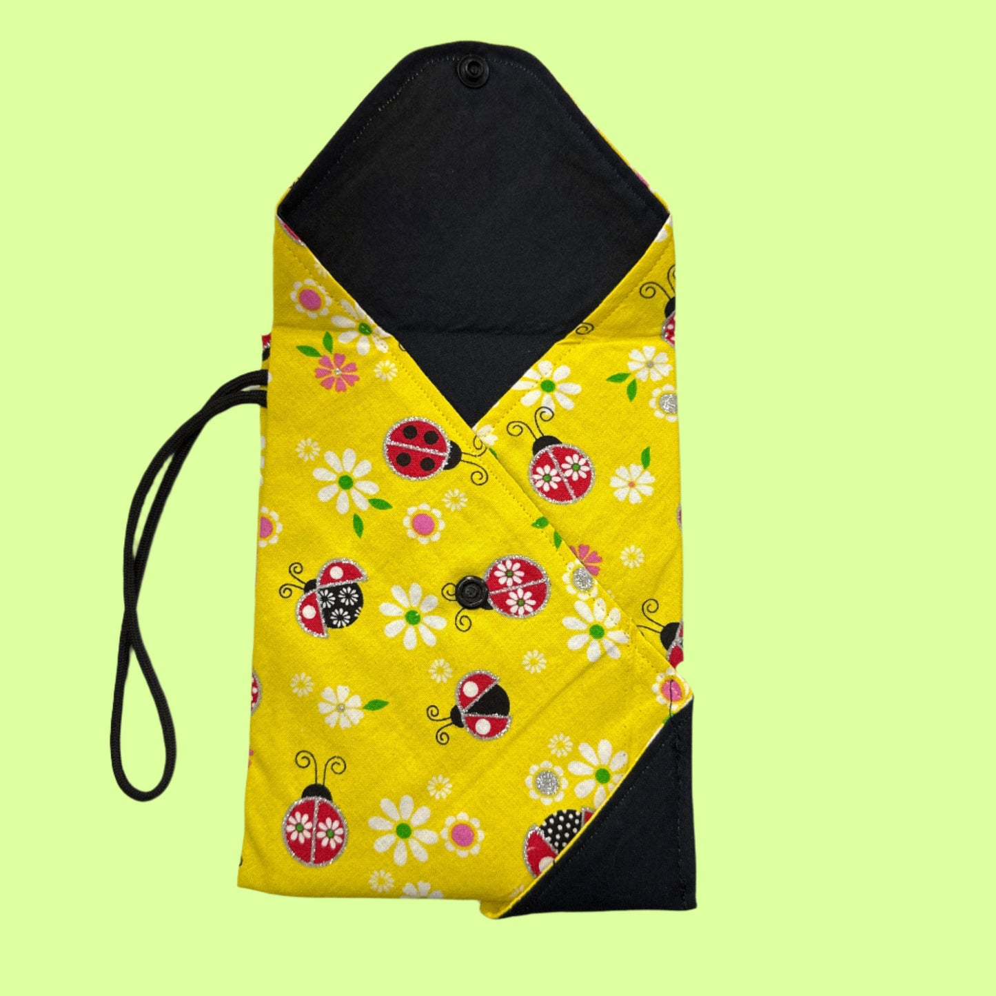 Bag - convenience wristlet - ladybirds