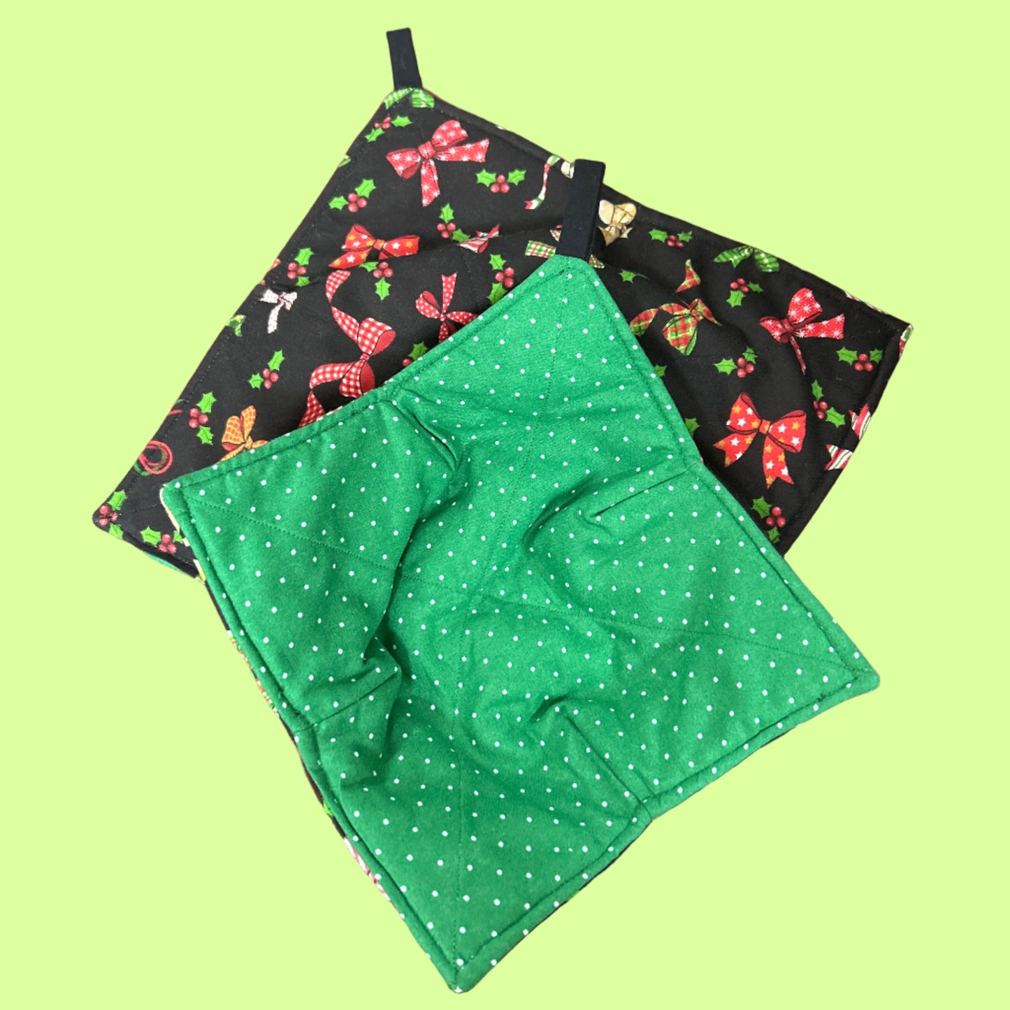 Microwave Cozy - holly bows sml