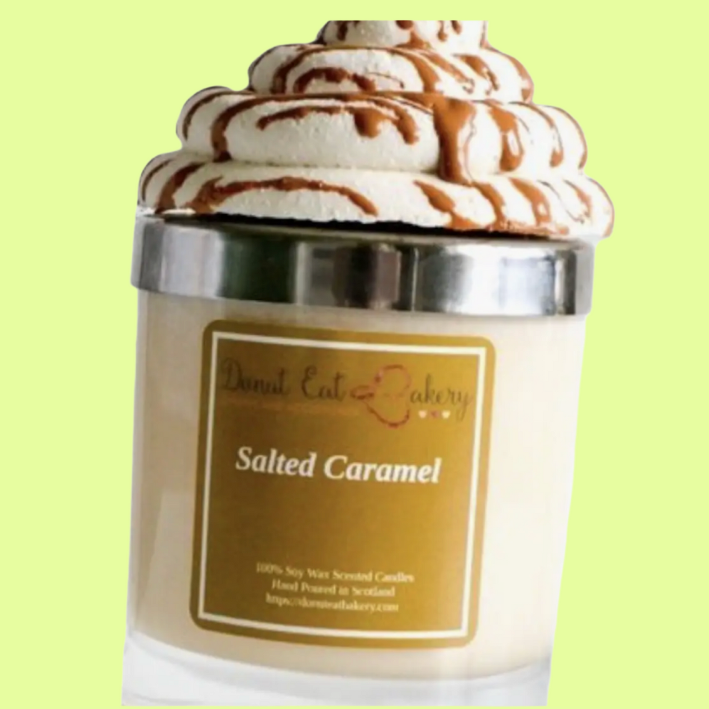 *Candle - Decorative Lid Salted Caramel Cupcake