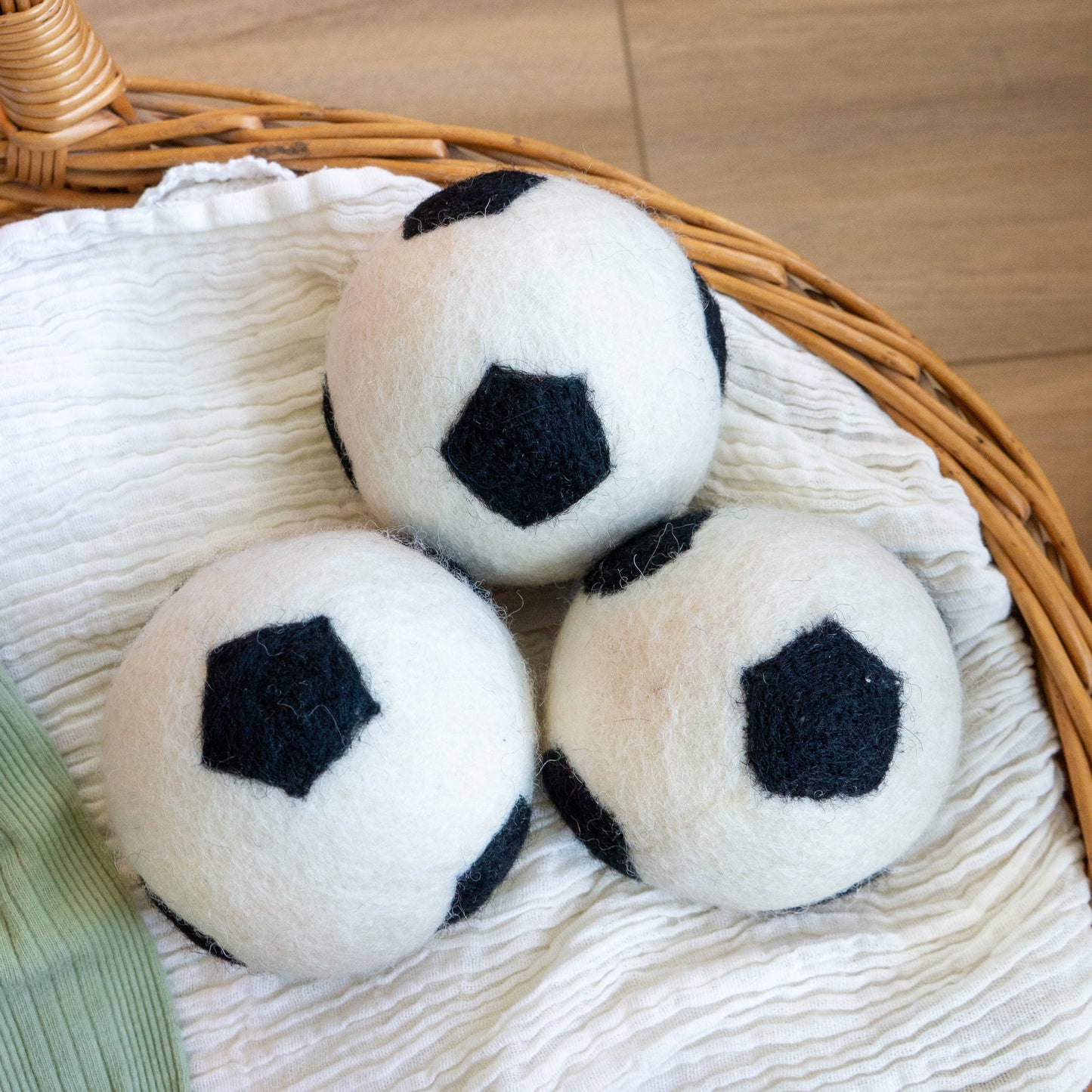 Dryer Balls - F 100% NZ wool soccer ball