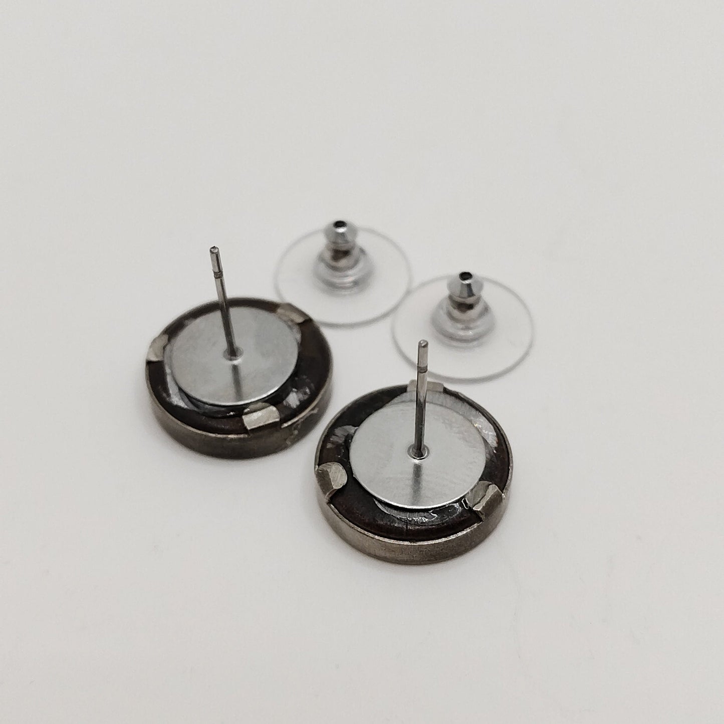 Earrings - Round Typewriter Key Post (Cutie) QT Bg on Bk